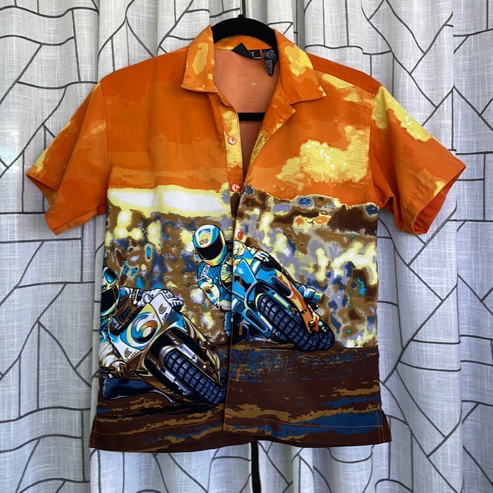 Motorcycle madness shirt size small
